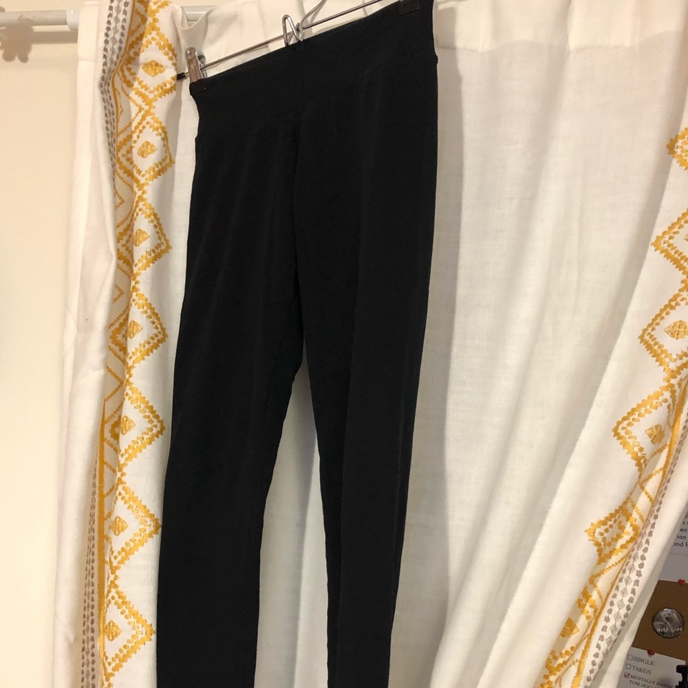 Black leggings